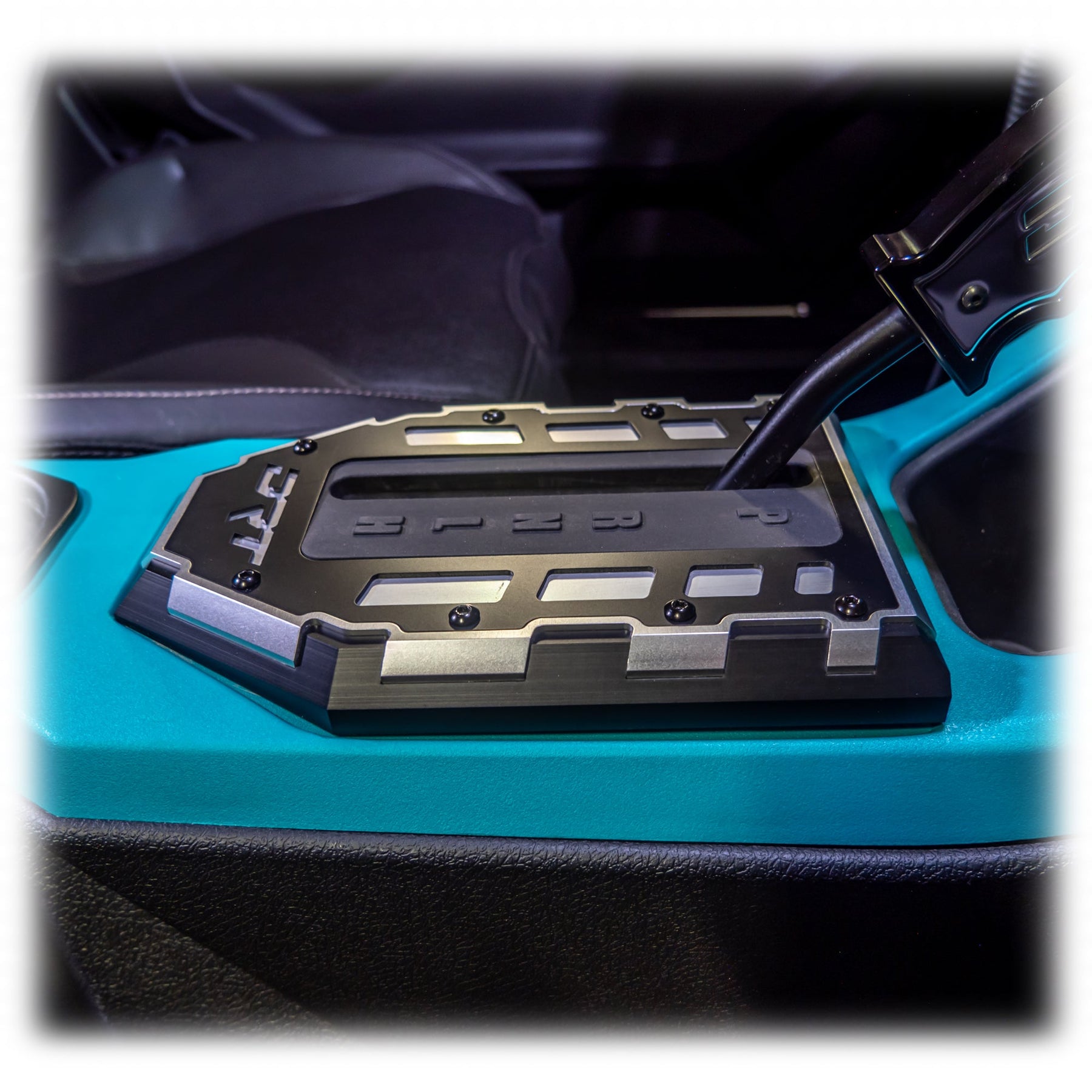 Polaris RZR Pro Series Shifter Gate – CNC Aluminum – Rugged Terrain