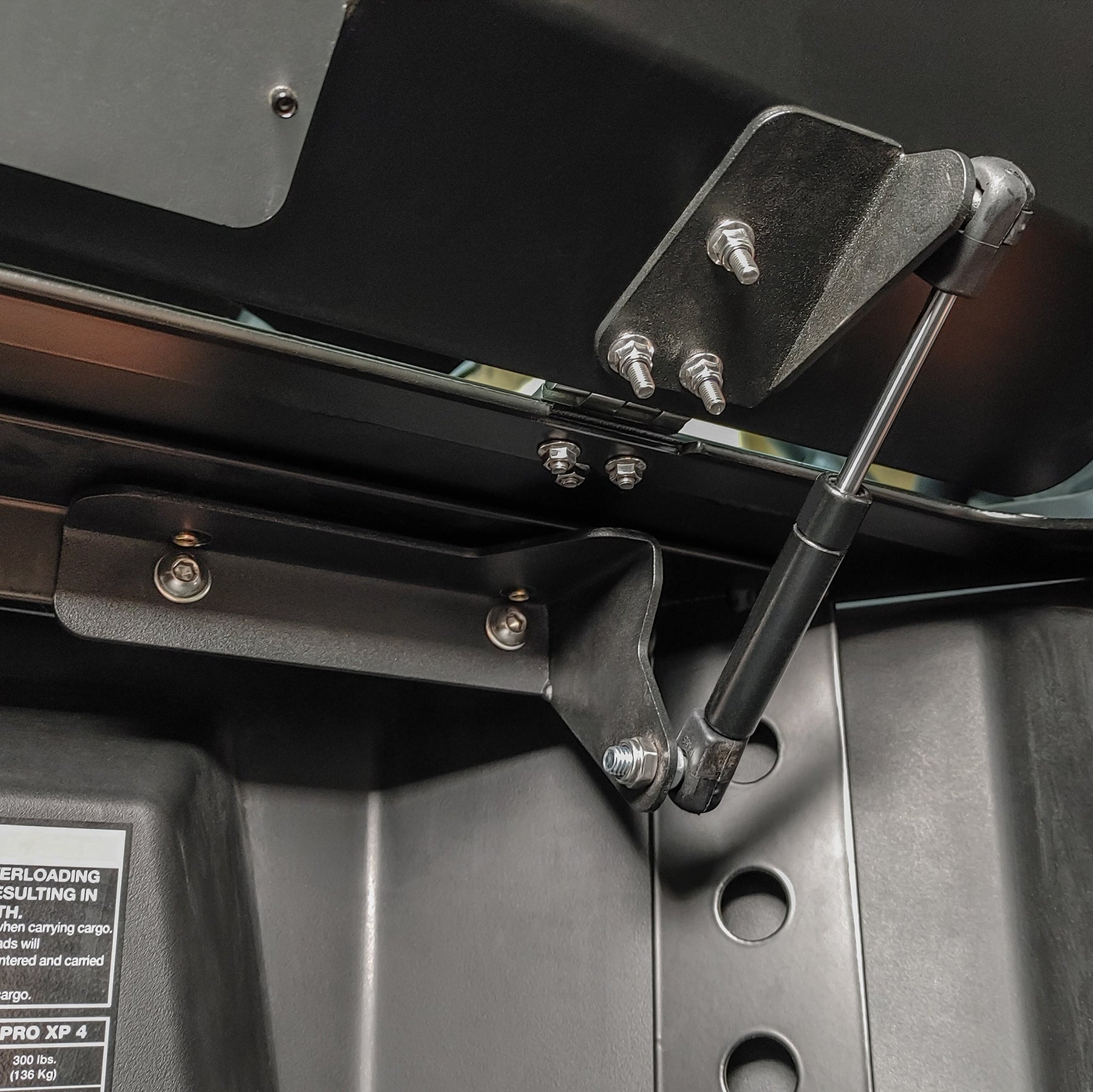 DRT RZR Pro R / Turbo R / Pro XP 2022+ Polaris Trunk Enclosure Gas Str ...